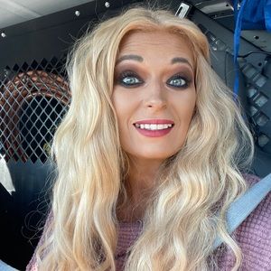 Meet your Posher, Mindy